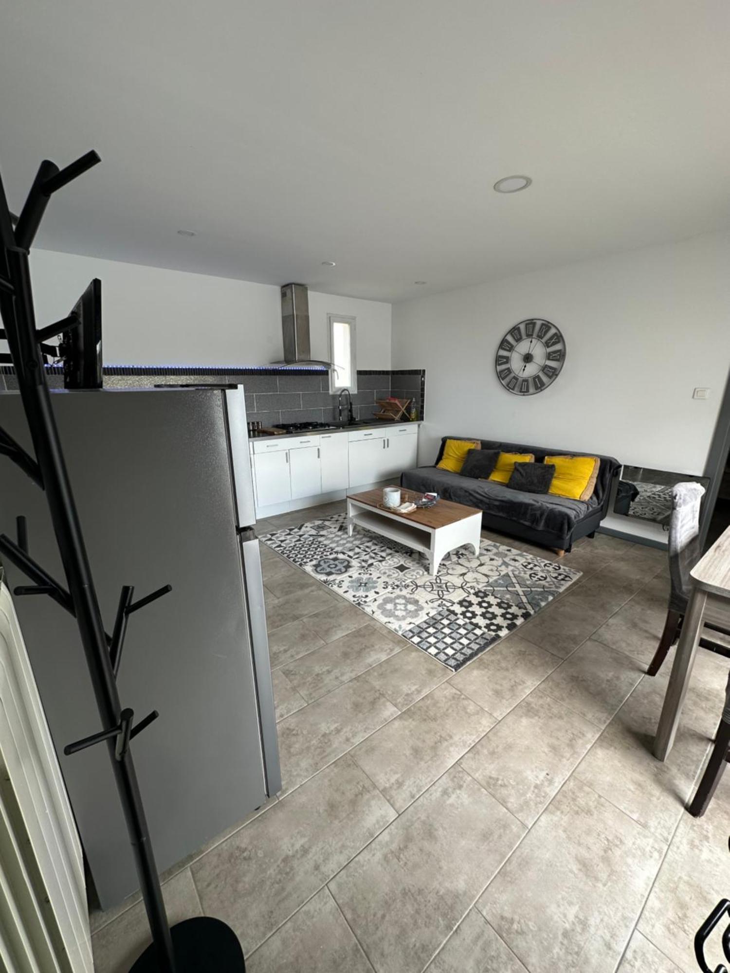 Superbe Appartement Avec Piscine Et Spa Privatif Вільнев-ле-Безьє Екстер'єр фото